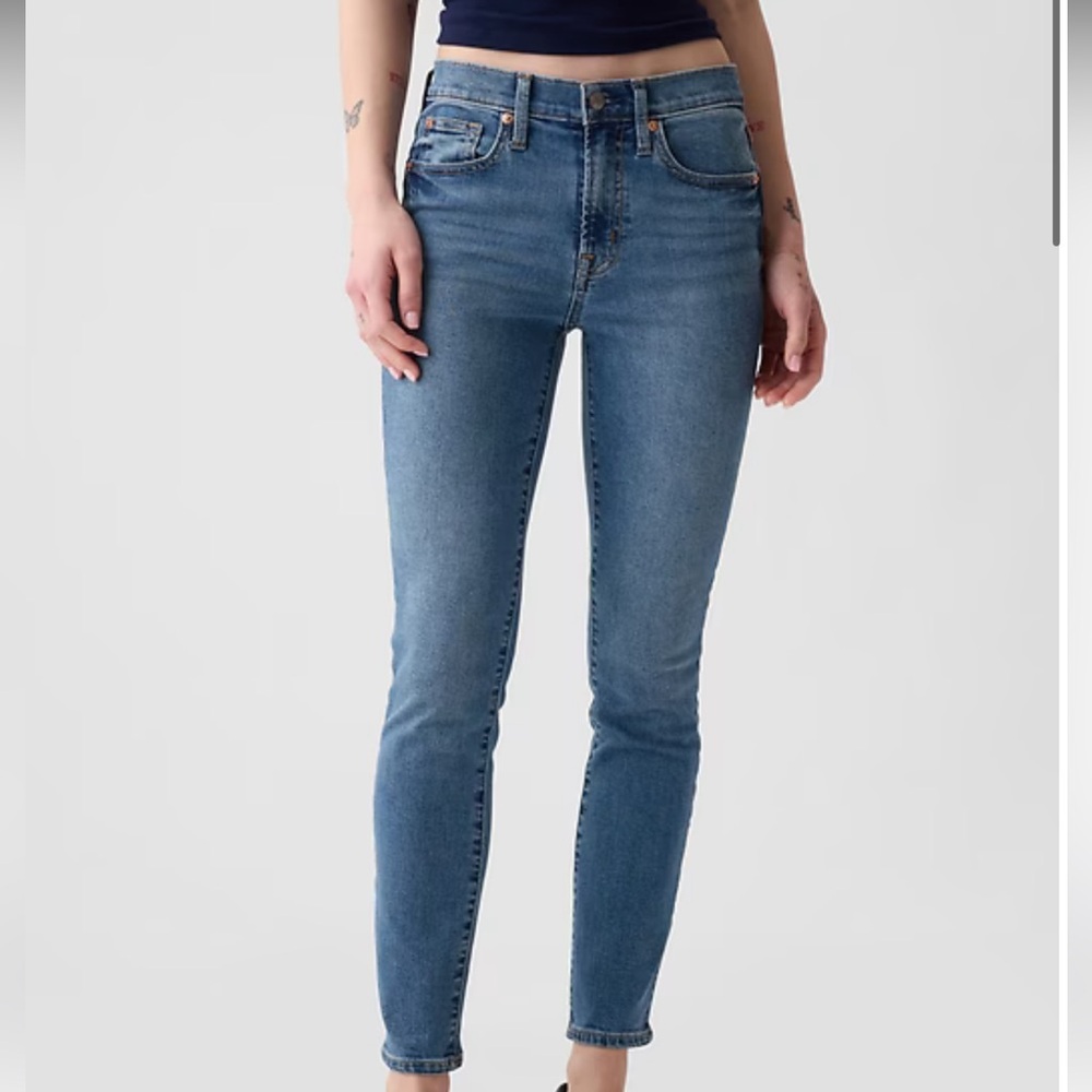 GAP Women's Skinny Jeans in Blue size 29r